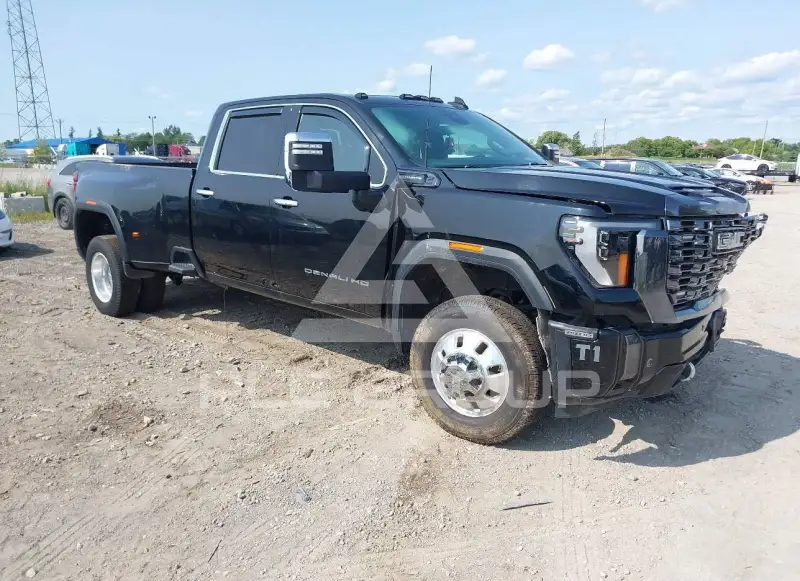 2024 GMC Sierra photo