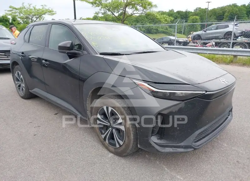 2024 Toyota bZ4X photo