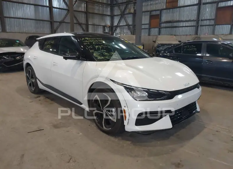2024 KIA EV фото