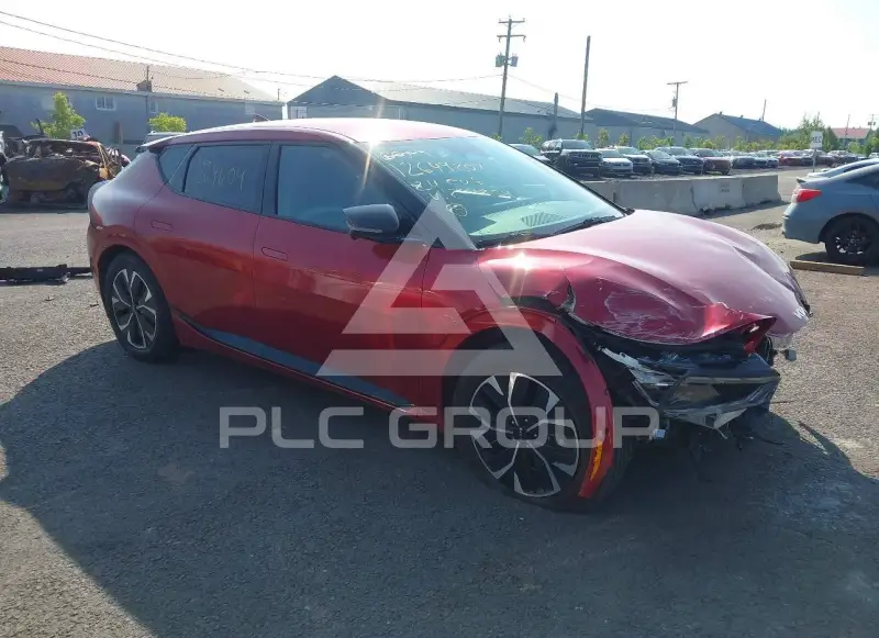 2024 KIA EV6 фото
