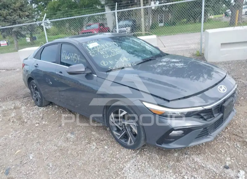 2024 Hyundai Elantra photo