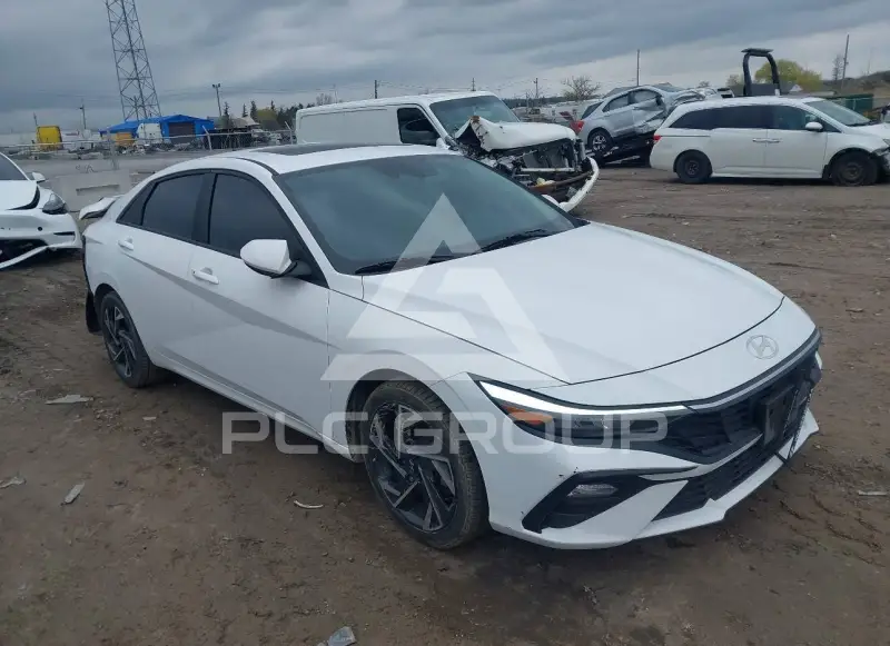 2024 Hyundai Elantra фото