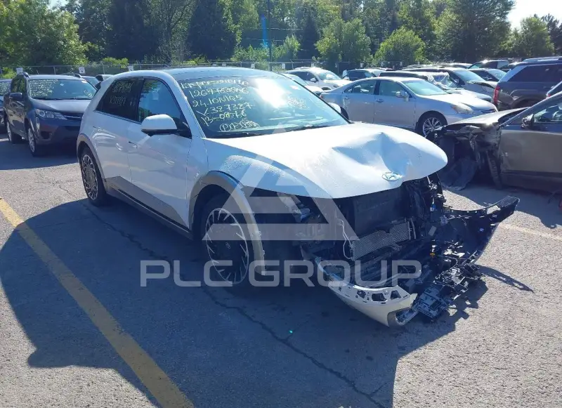 2024 Hyundai Ioniq photo