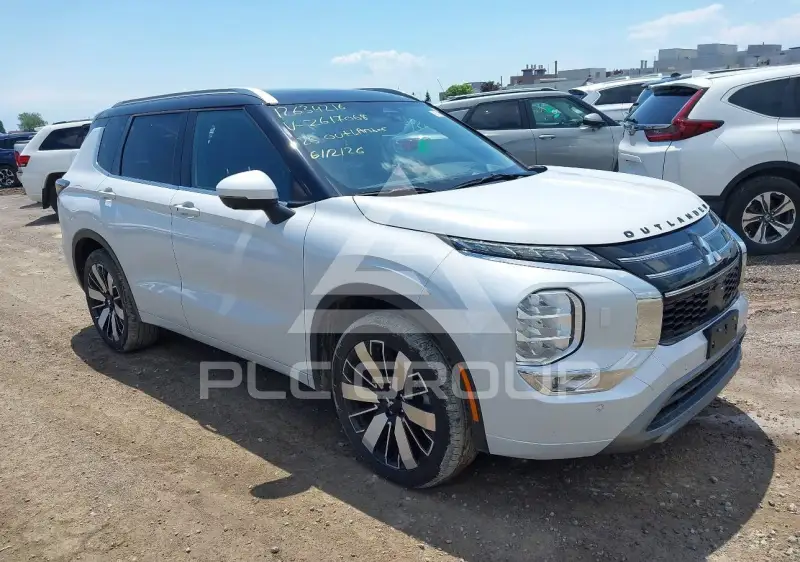 2025 Mitsubishi OUTLANDER фото