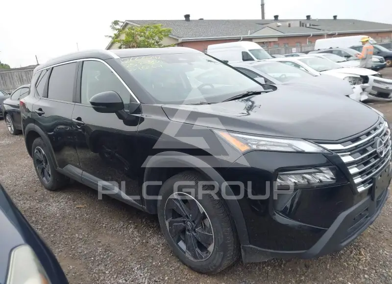 2025 Nissan ROGUE photo