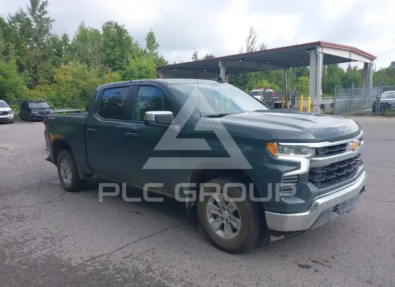 2025 Chevrolet Silverado photo
