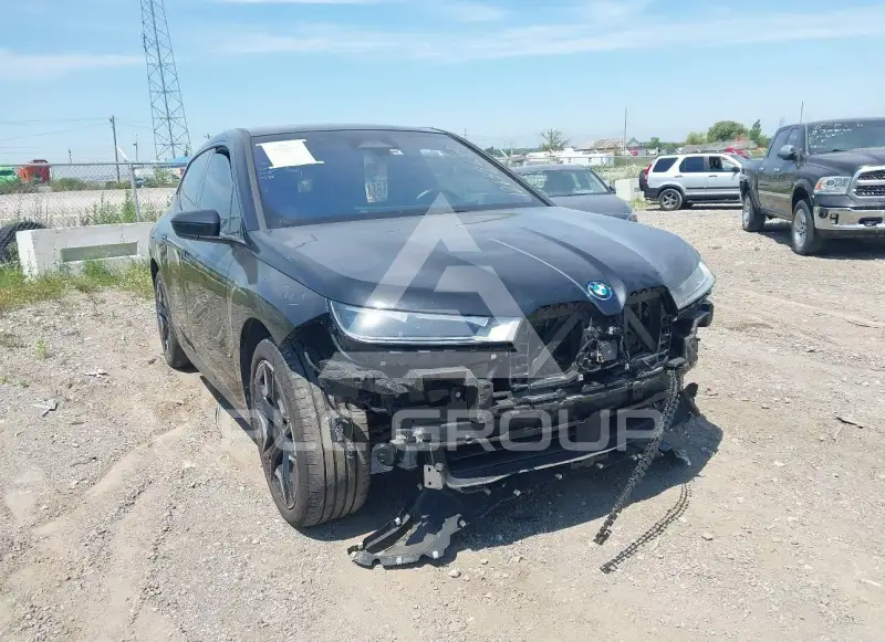 2025 BMW iX фото