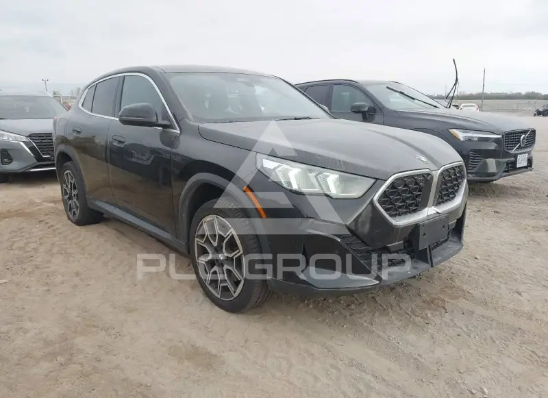 2025 BMW X2 фото