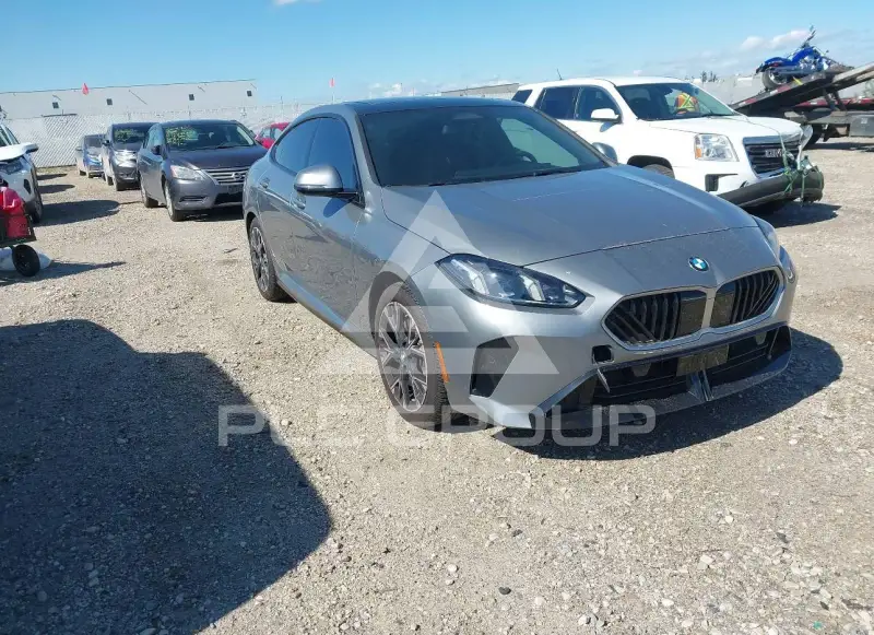 2025 BMW 228 фото