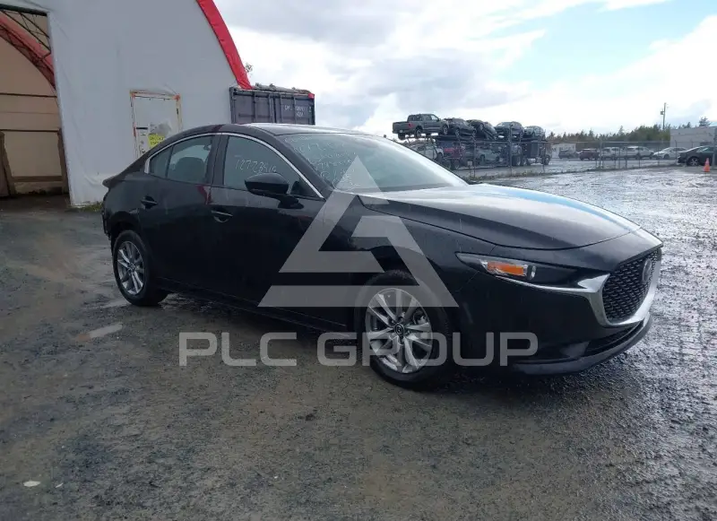 2025 Mazda 3 photo