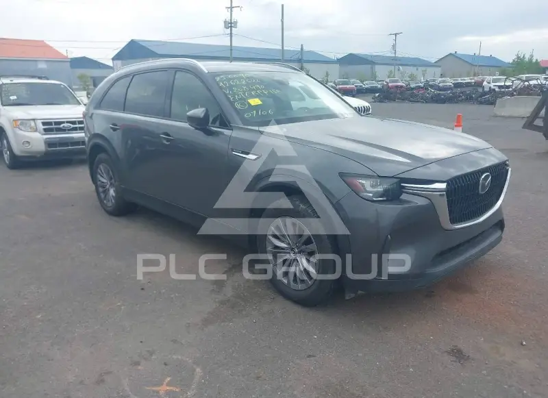2025 Mazda CX-9 photo