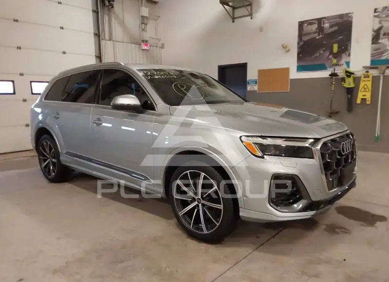 2025 Audi Q7 photo