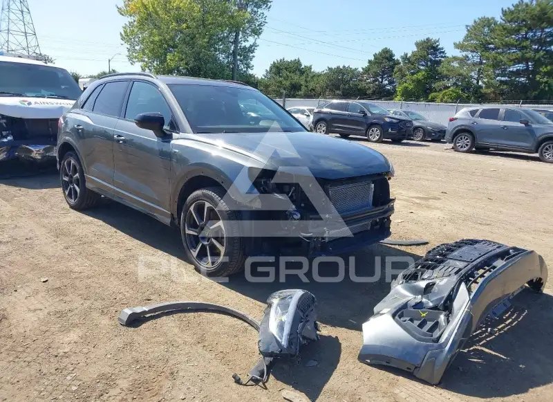 2025 Audi Q3 фото