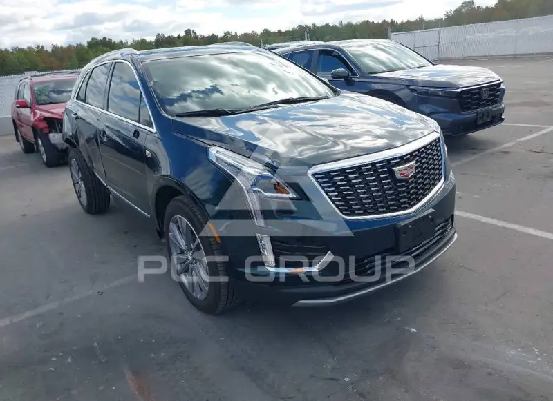 2025 Cadillac XT5 фото