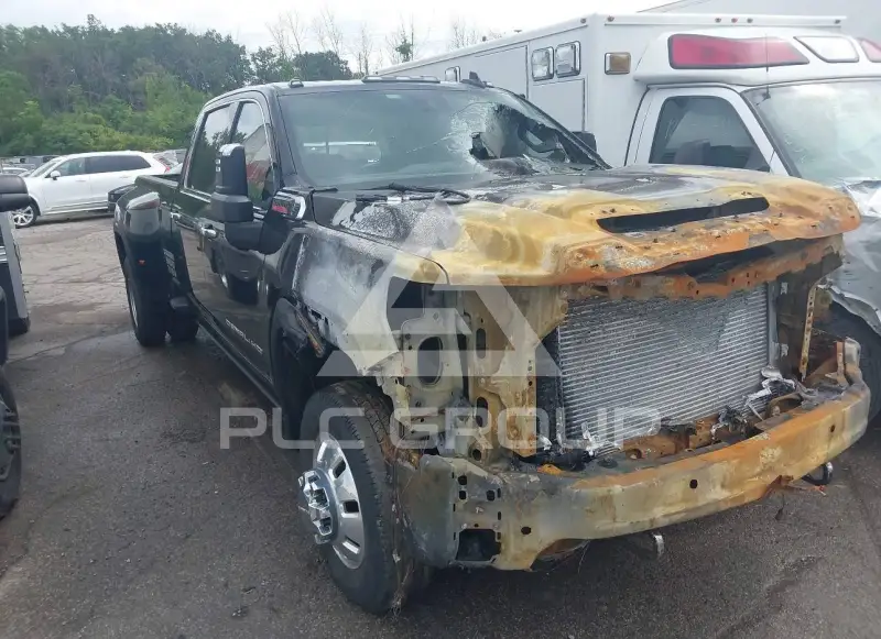 2025 GMC Sierra photo
