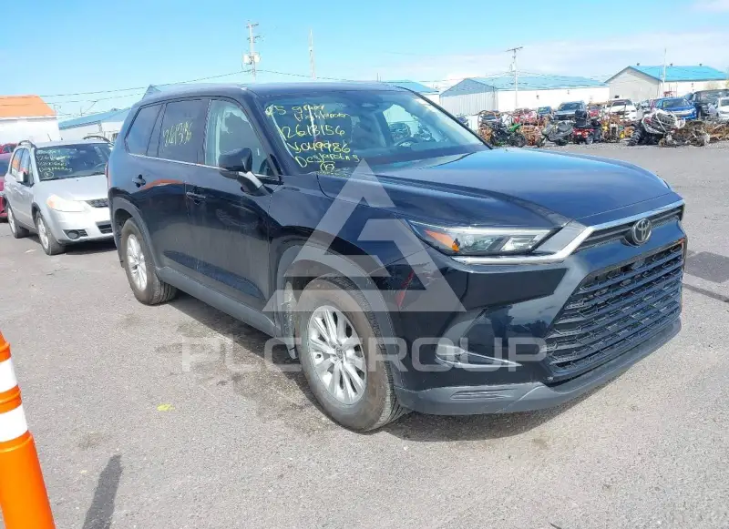2025 Toyota Highlander фото