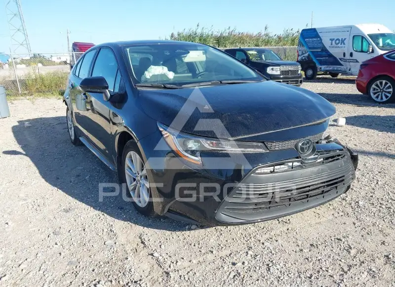 2025 Toyota COROLLA photo