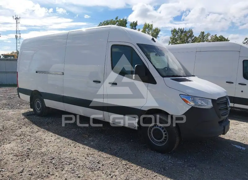 2025 Mercedes Benz Sprinter photo