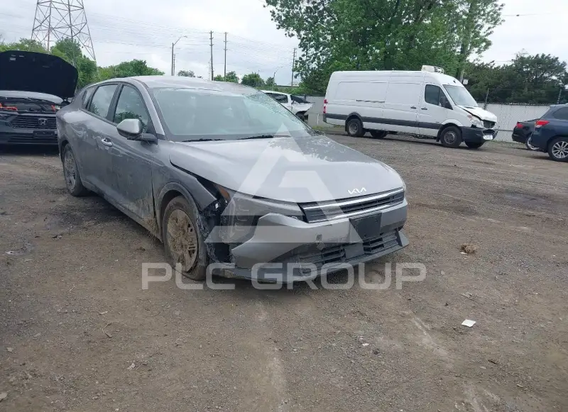2025 KIA K4 фото