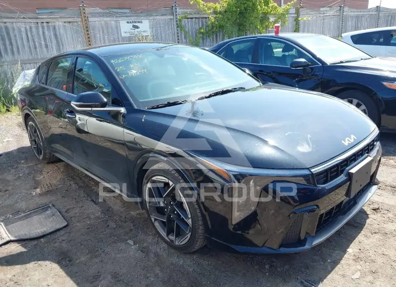 2025 KIA K4 фото