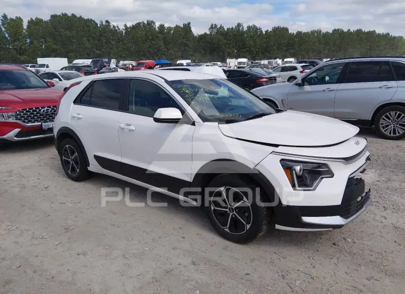 2025 KIA Niro фото