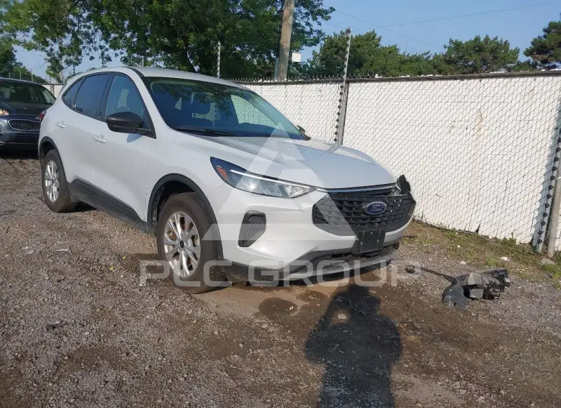 2025 Ford ESCAPE photo