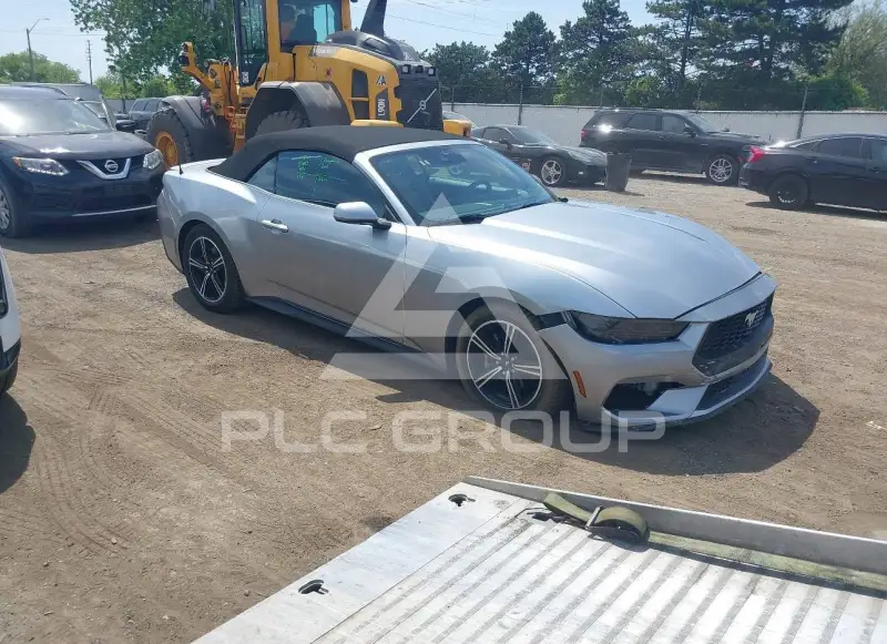 2025 Ford MUSTANG photo