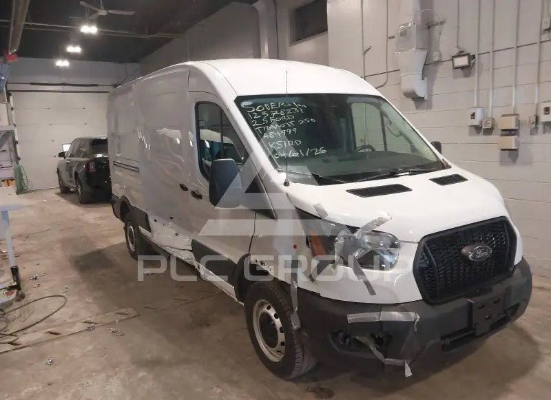 2025 Ford TRANSIT photo