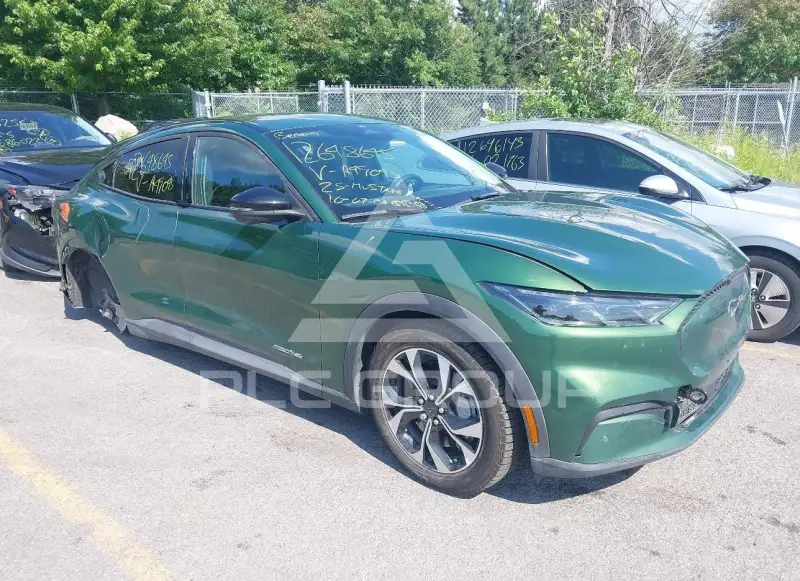 2025 Ford MUSTANG photo