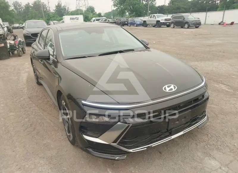 2025 Hyundai Sonata photo