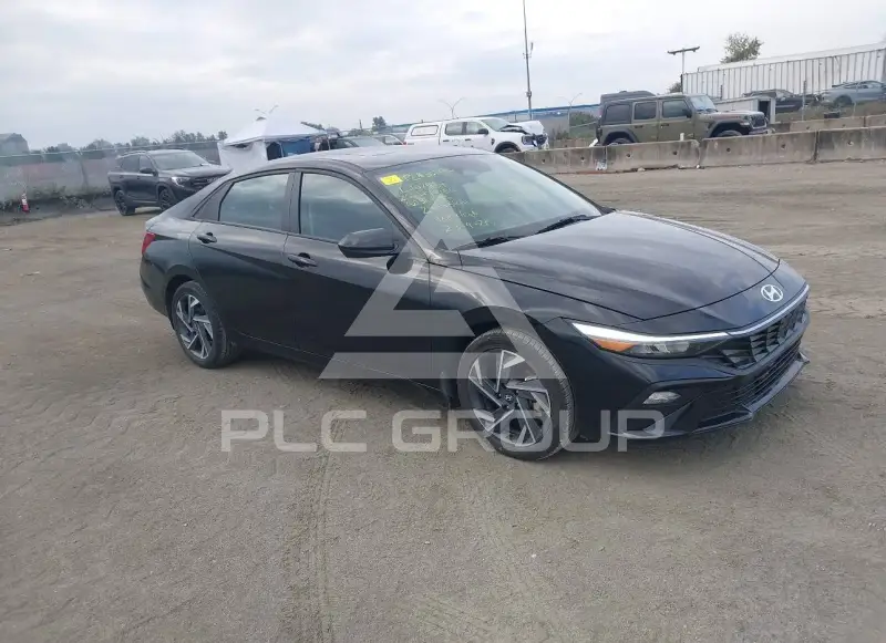 2025 Hyundai Elantra фото