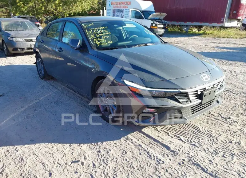 2025 Hyundai Elantra фото