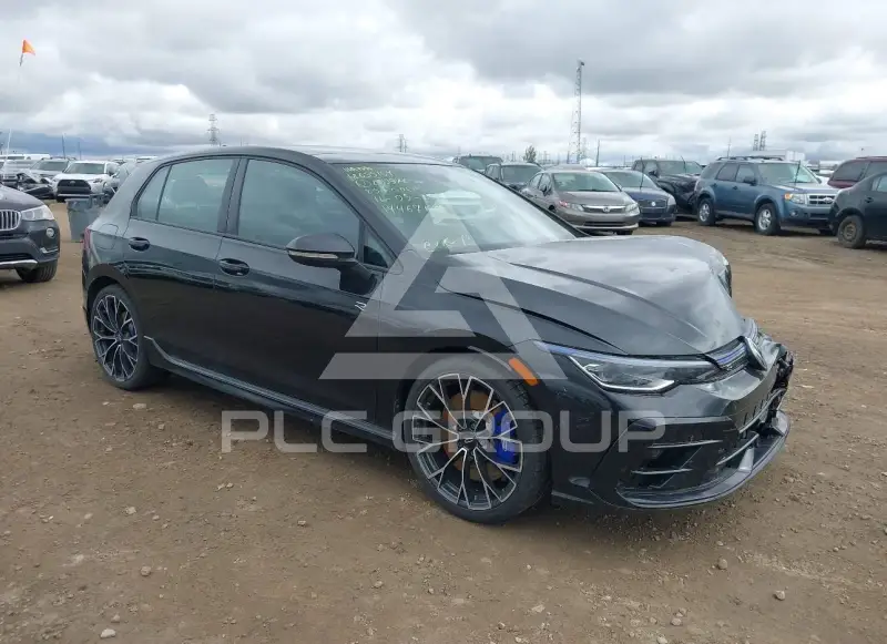 2025 Volkswagen GOLF photo