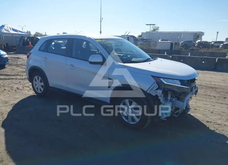 2026 Mitsubishi RVR фото