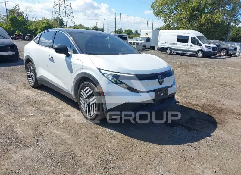 2026 Nissan LEAF photo