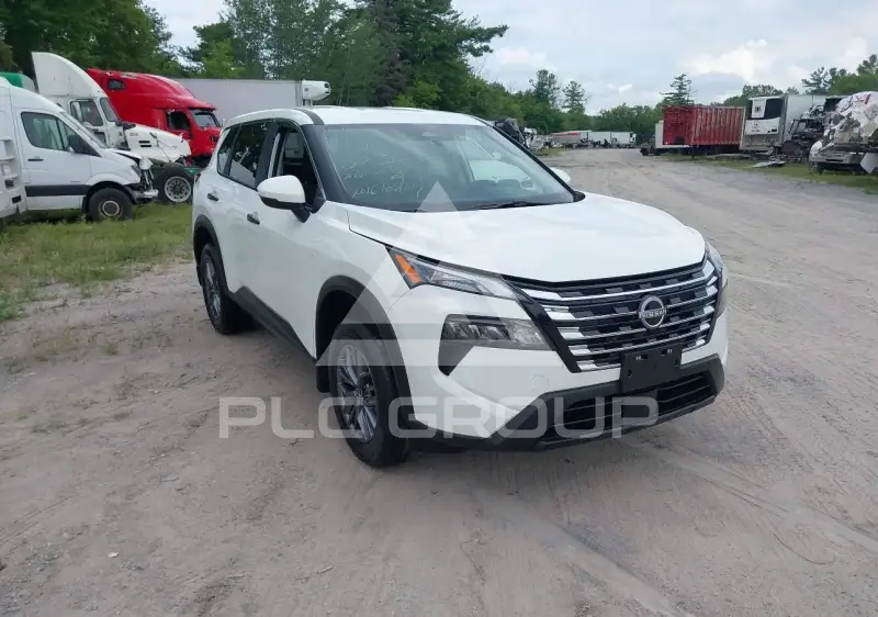 2026 Nissan ROGUE photo