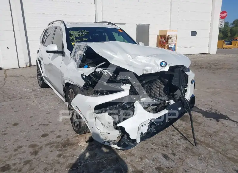 2026 BMW X7 фото