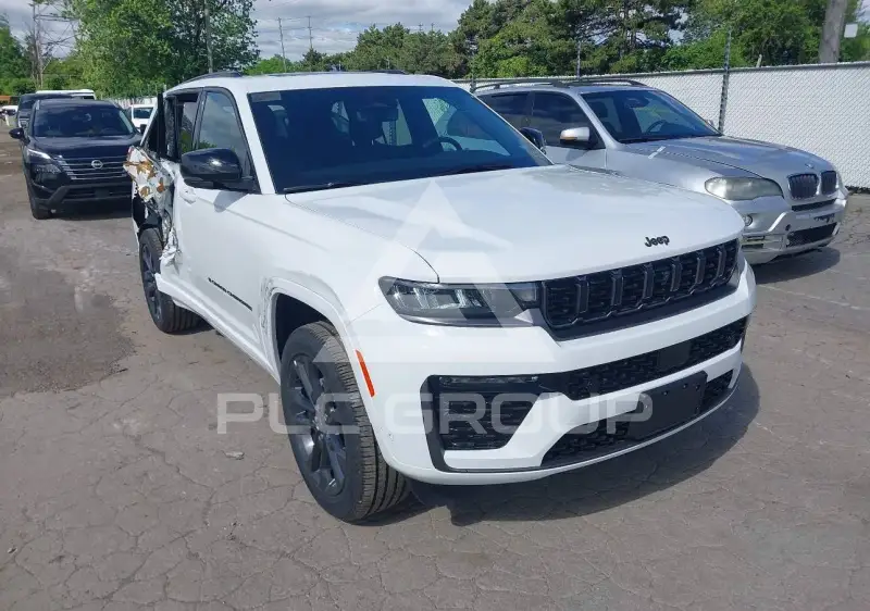 2026 Jeep Grand Cherokee photo