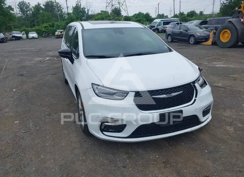 2026 Chrysler PACIFICA photo