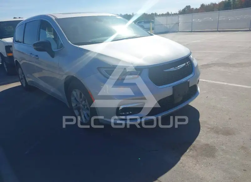 2026 Chrysler PACIFICA photo