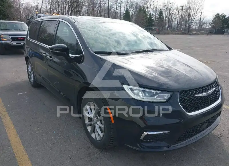 2026 Chrysler PACIFICA photo