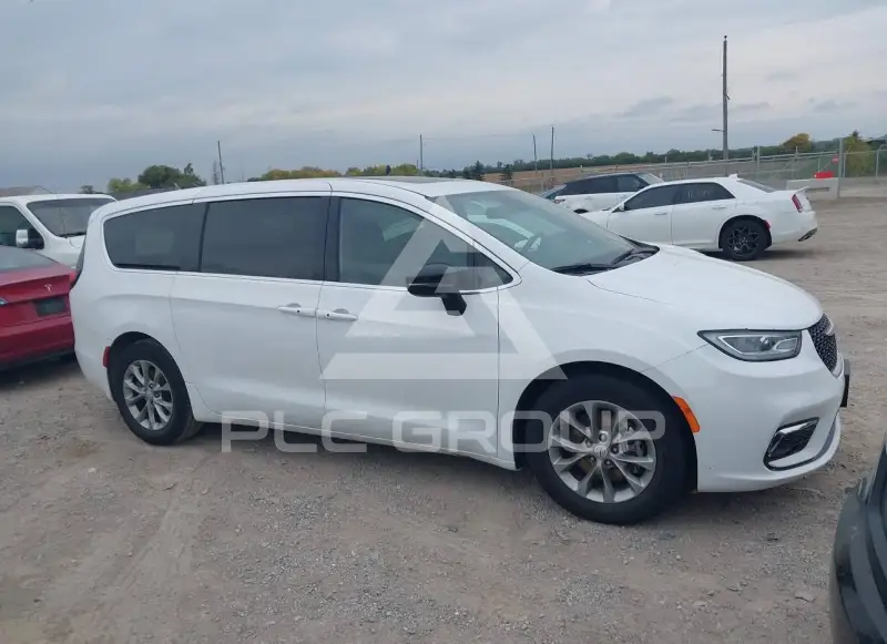 2026 Chrysler PACIFICA фото
