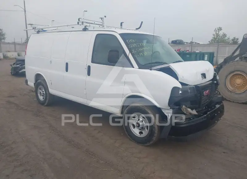 2026 GMC Savana photo