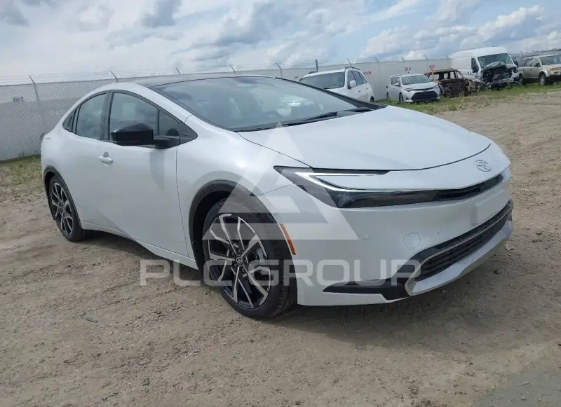 2026 Toyota PRIUS фото