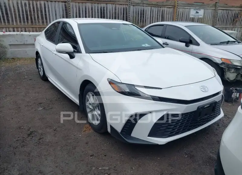 2026 Toyota CAMRY photo