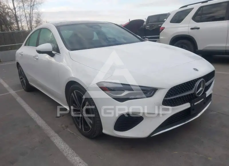 2026 Mercedes Benz CLA 250 фото