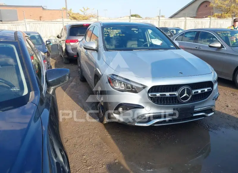 2026 Mercedes Benz GLA 250 фото
