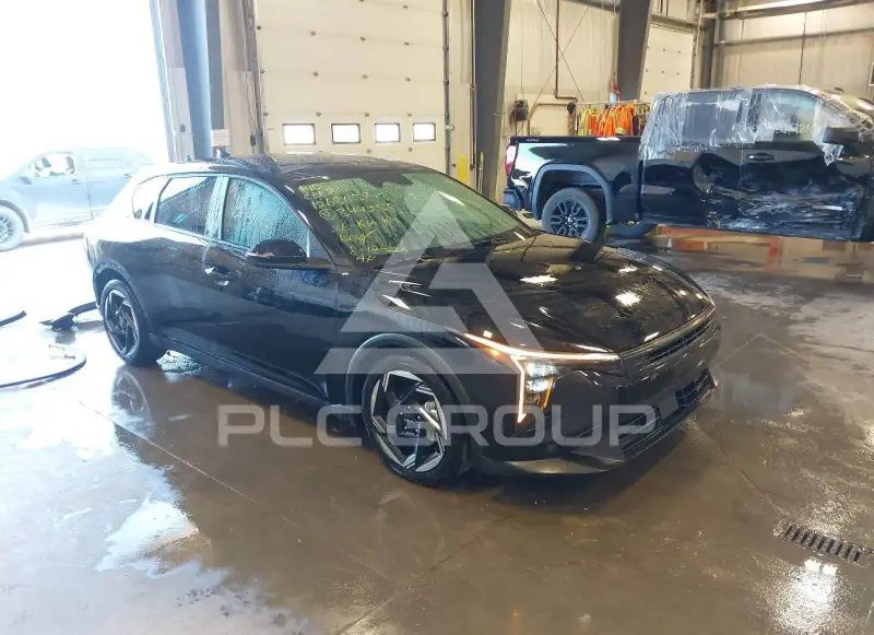 2026 KIA K4 фото
