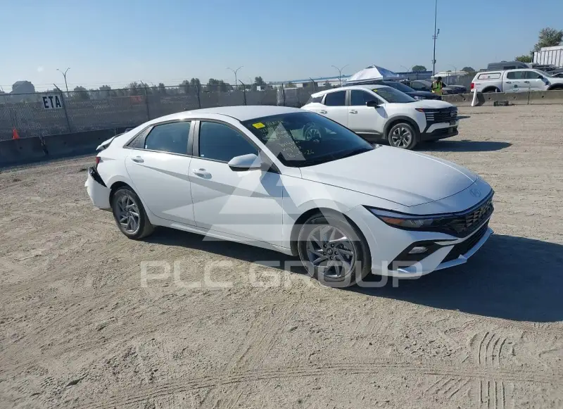 2026 Hyundai Elantra photo