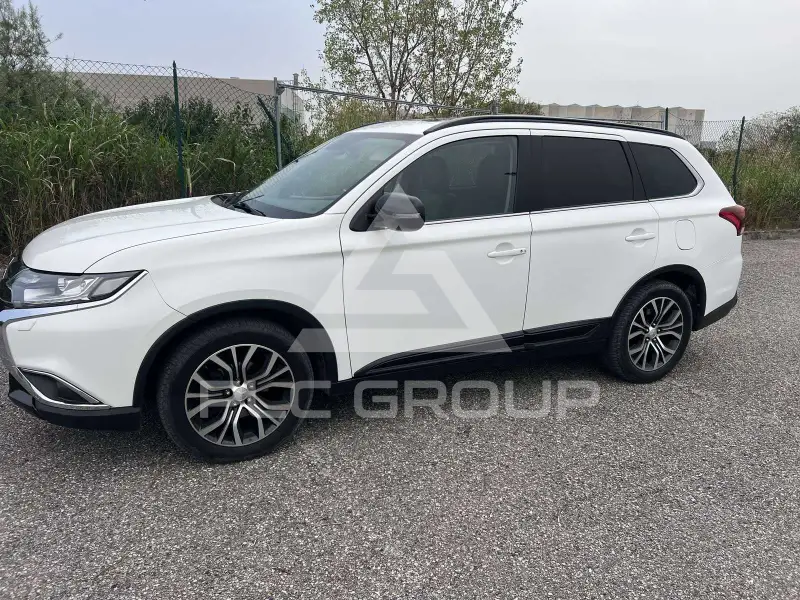 2016 Mitsubishi OUTLANDER